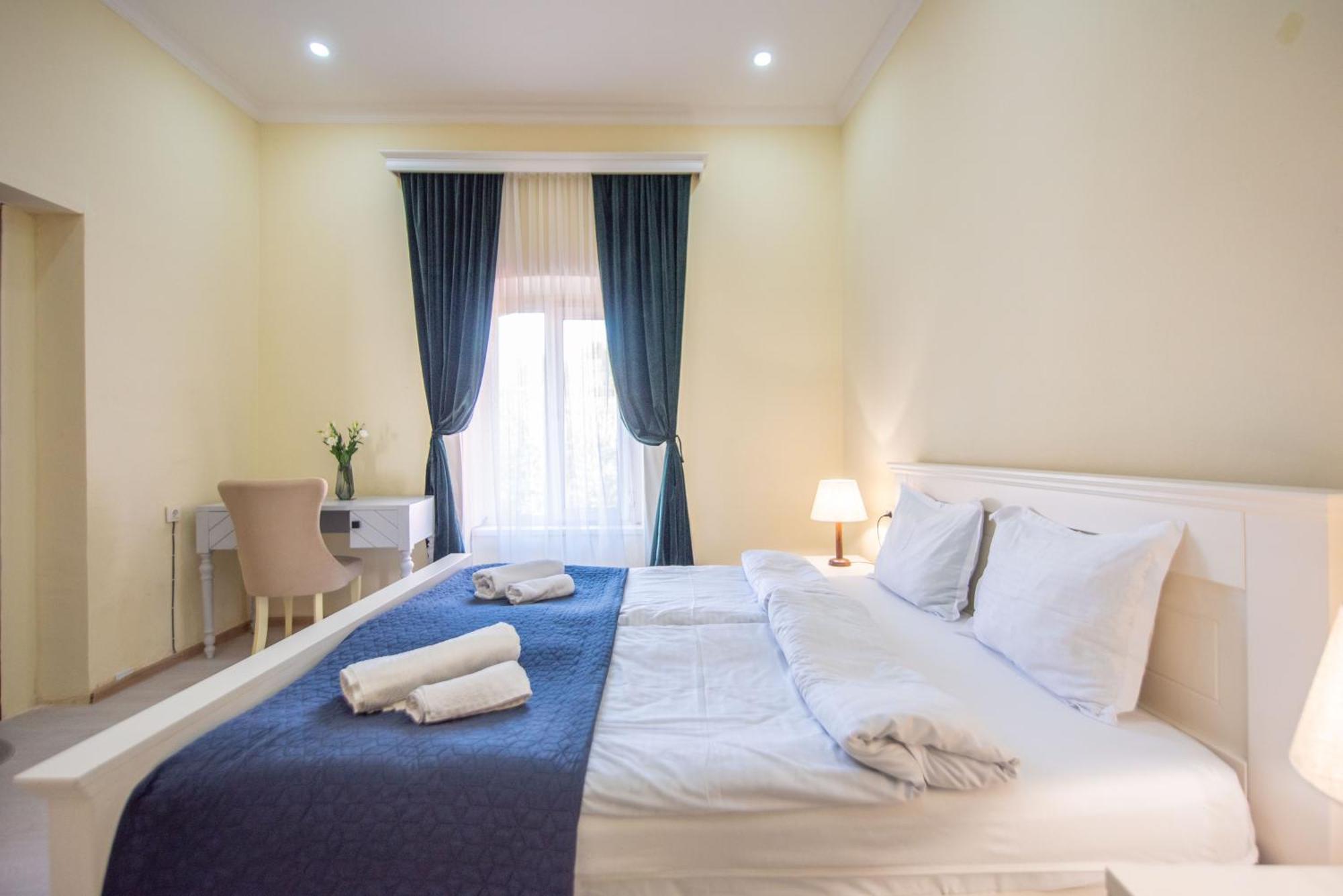 Old Town-Booking Apartment Tbilisi Eksteriør billede