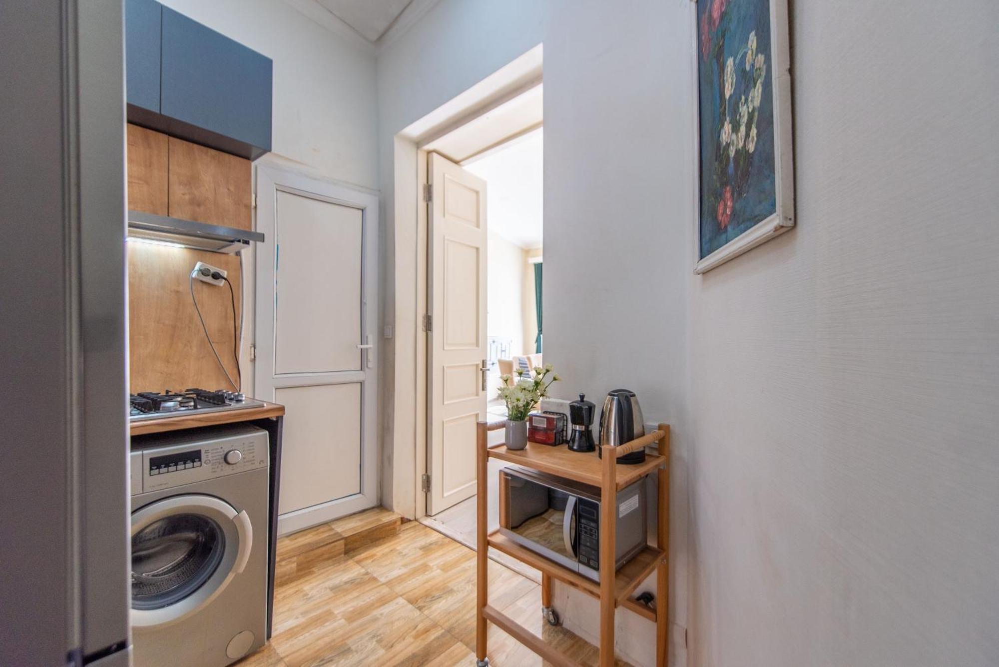 Old Town-Booking Apartment Tbilisi Eksteriør billede
