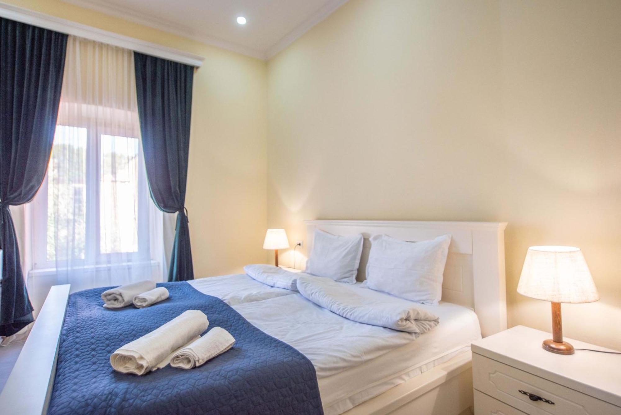 Old Town-Booking Apartment Tbilisi Eksteriør billede